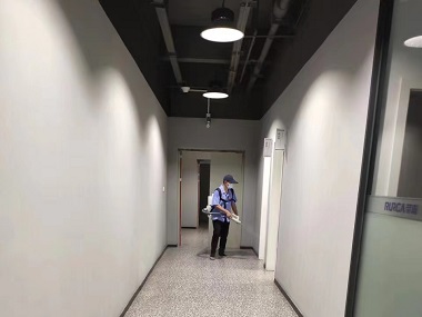 三水消灭蚊虫中心可以采取以下方法驱赶苍蝇